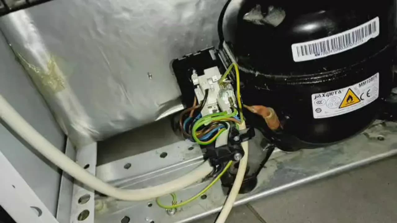 Gdzie jest bezpiecznik w lodówce? Oto co musisz wiedzieć, aby naprawić problemy